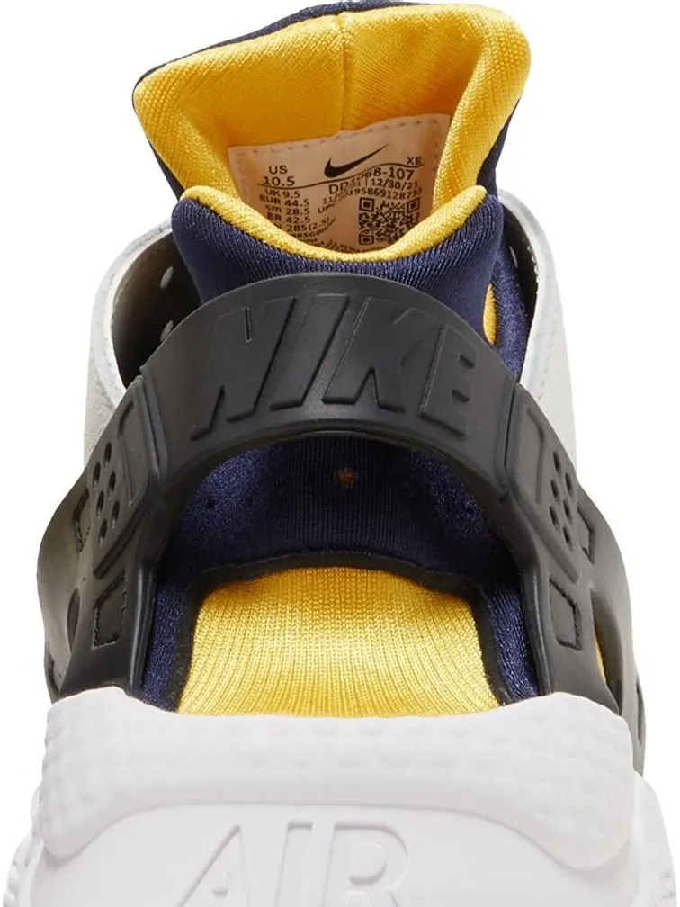 Кроссовки Nike Air Huarache 'Michigan' — изображение 7 из 8, белый