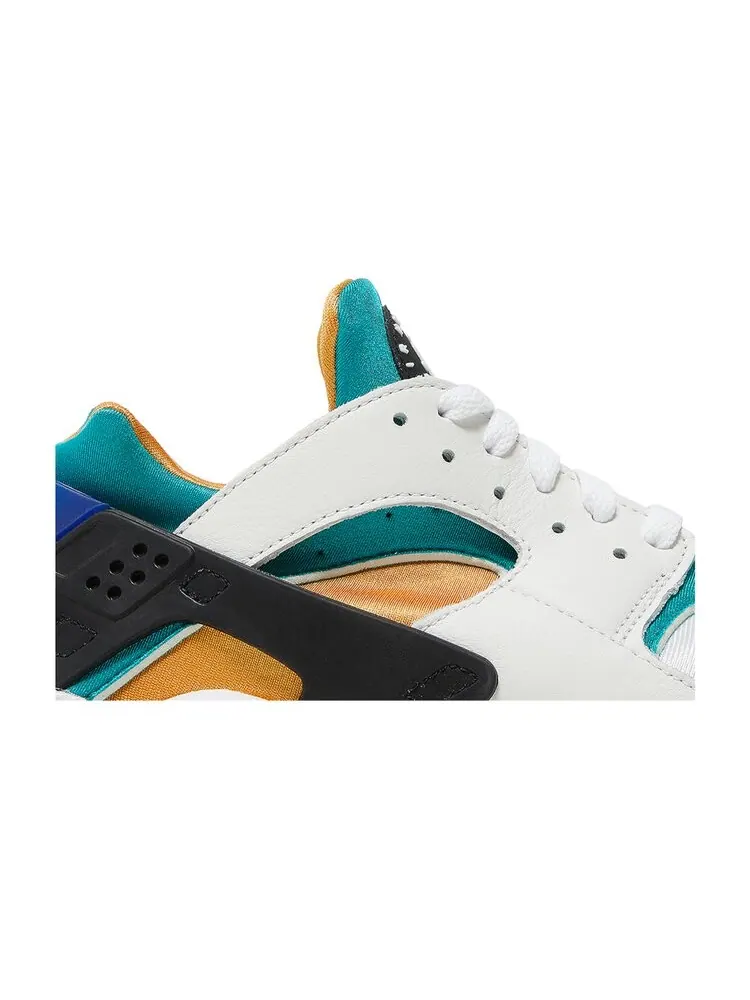 Кроссовки Nike Air Huarache — изображение 2 из 4, белый