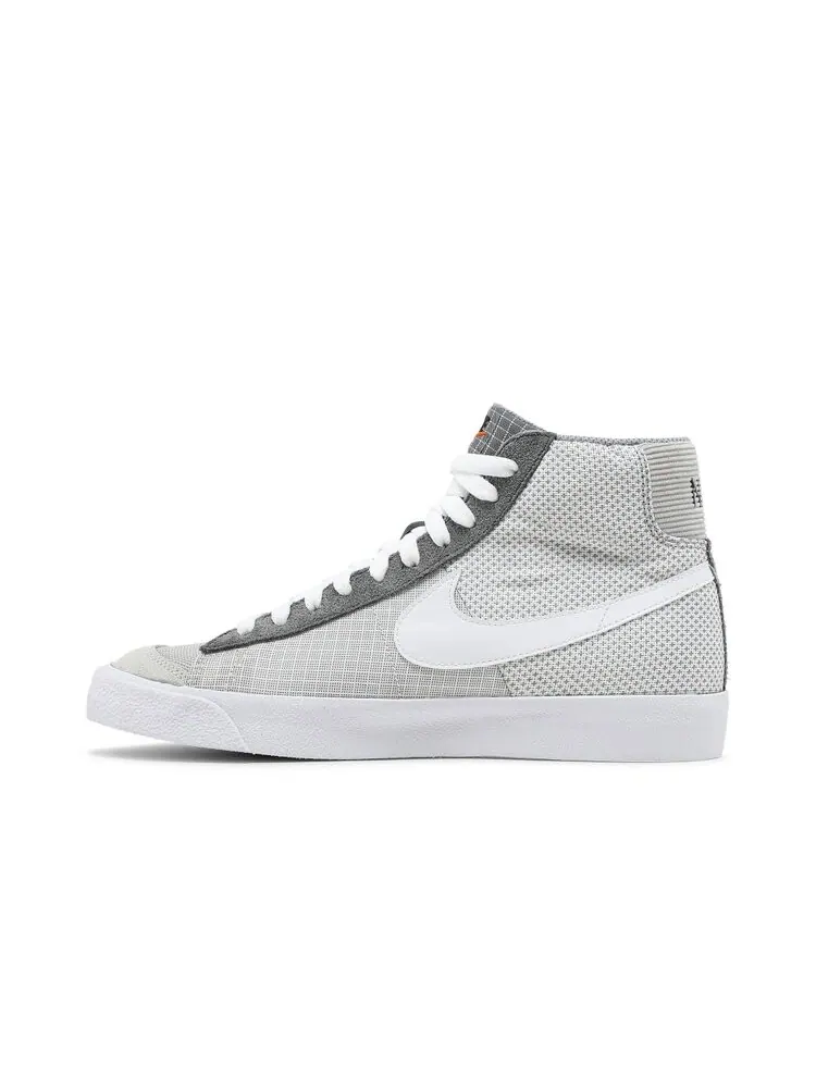 Кроссовки Nike Blazer Mid — изображение 3 из 4, серый