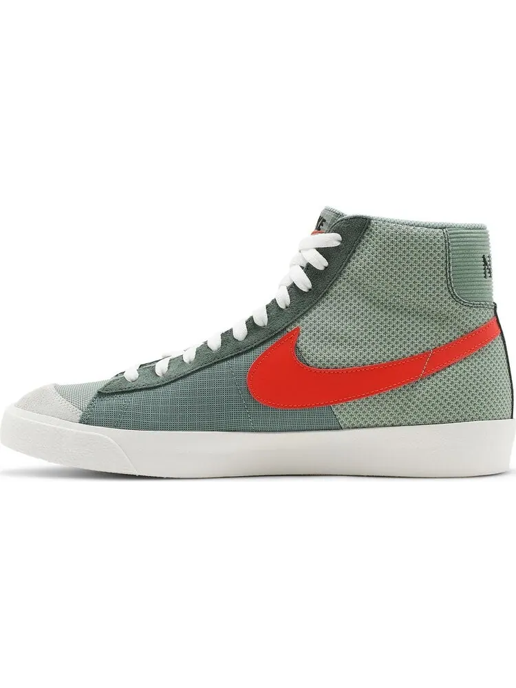 Кроссовки Nike Blazer Mid '77 'Patch - Dutch Green' — изображение 3 из 8, зеленый