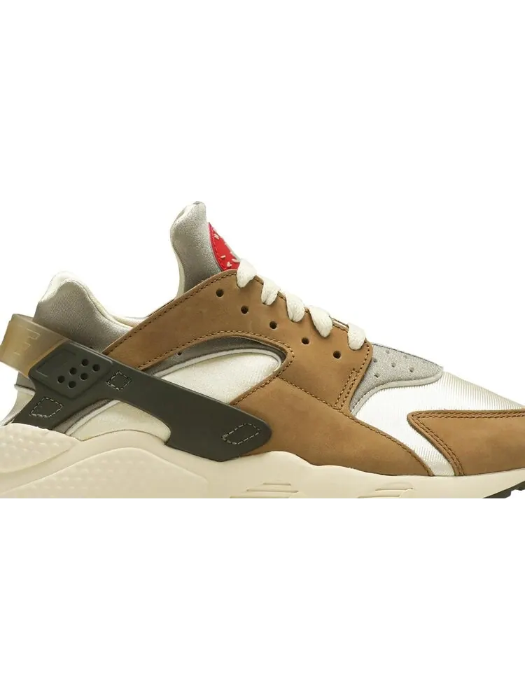 Кроссовки Nike Stussy x Air Huarache LE 'Desert Oak' 2021 — изображение 2 из 8, загар