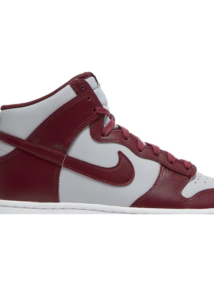 Кроссовки Nike Dunk High 'Dark Beetroot' — изображение 2 из 8, красный