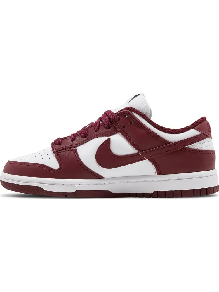 Кроссовки Nike Wmns Dunk Low 'Dark Beetroot' — изображение 3 из 10, красный
