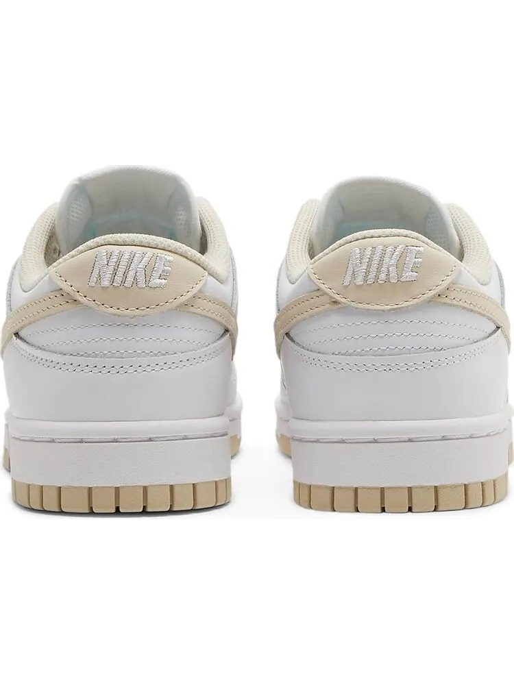 Кроссовки Nike Wmns Dunk Low 'White Pearl' — изображение 6 из 8, белый