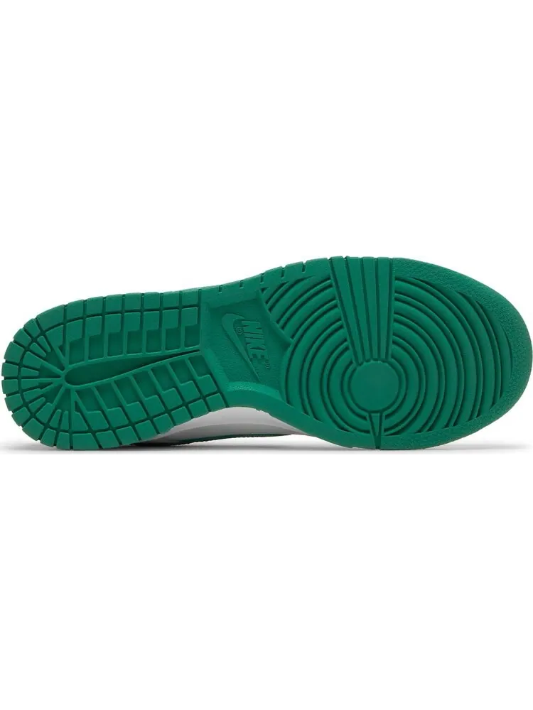 Кроссовки Nike Wmns Dunk Low 'Green Noise' — изображение 4 из 8, белый