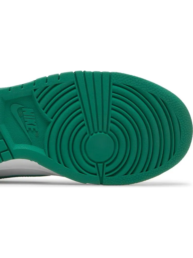 Кроссовки Nike Wmns Dunk Low 'Green Noise' — изображение 5 из 8, белый