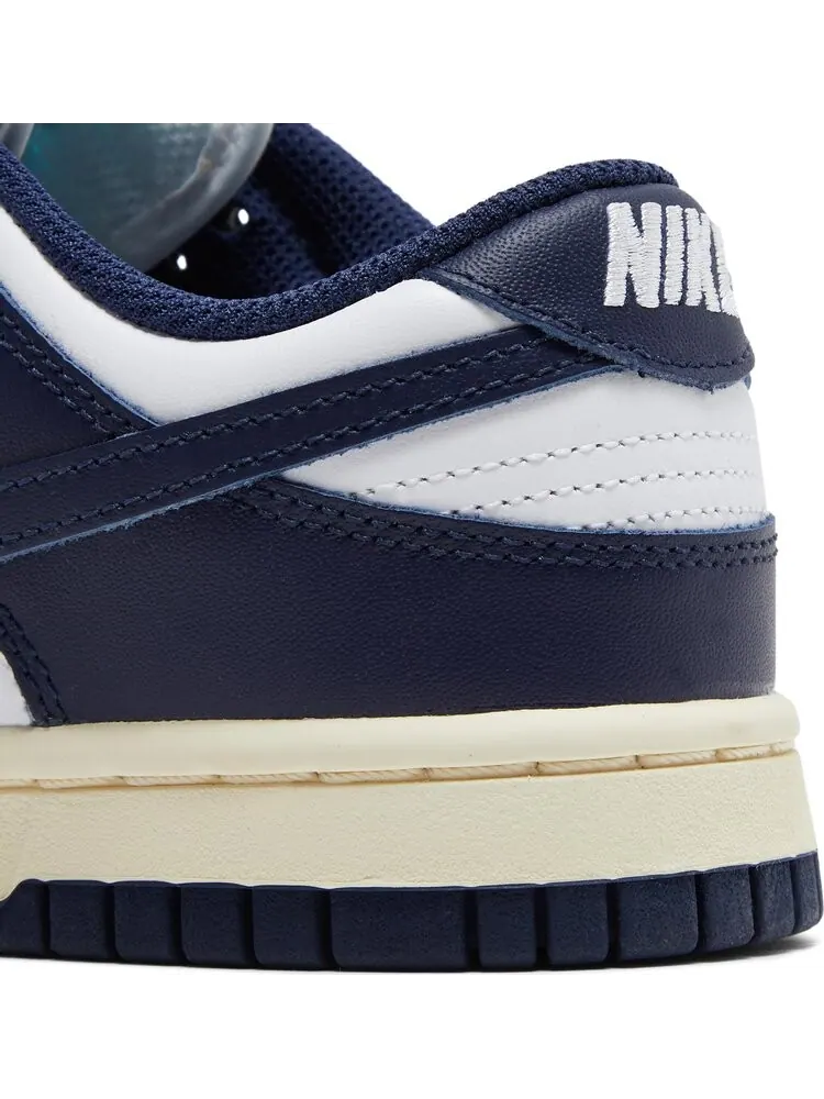 Кроссовки Nike Wmns Dunk Low 'Vintage Navy' — изображение 10 из 10, синий