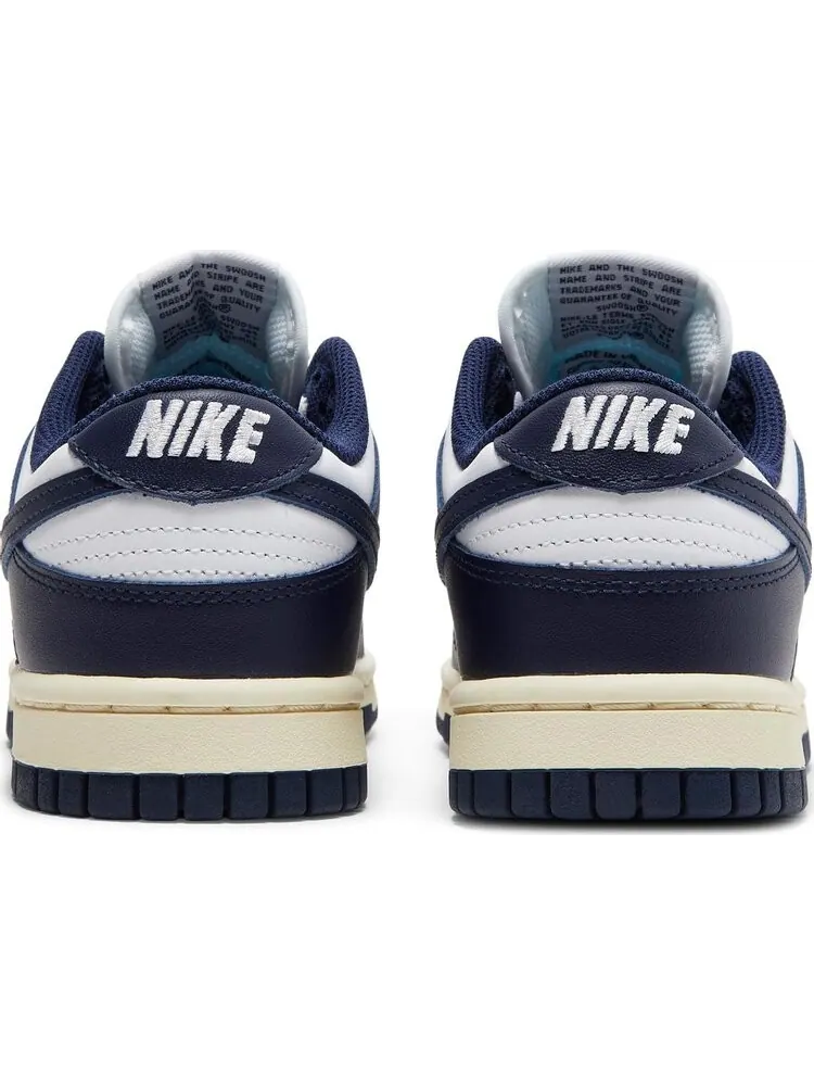 Кроссовки Nike Wmns Dunk Low 'Vintage Navy' — изображение 6 из 10, синий