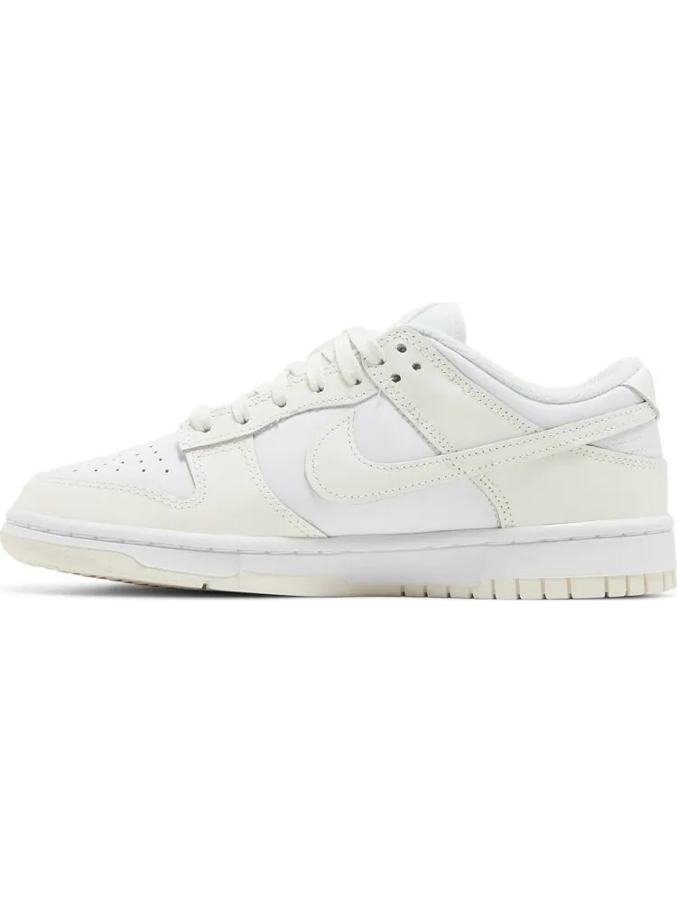 Кроссовки Nike Wmns Dunk Low 'White Sail' — изображение 3 из 8, бежевый