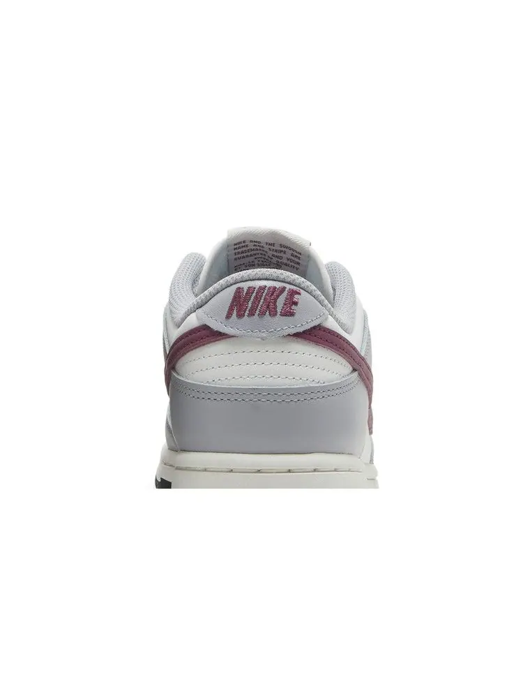 Кроссовки Nike Wmns Dunk Low — изображение 7 из 8, бледный слоновая кость