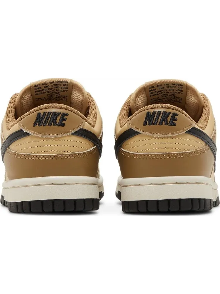 Кроссовки Nike Wmns Dunk Low 'Dark Driftwood' — изображение 6 из 8, коричневый