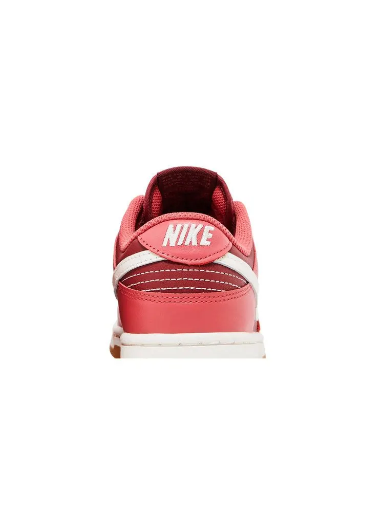 Кроссовки Nike Wmns Dunk Low, Desert Berry — изображение 7 из 8, красный