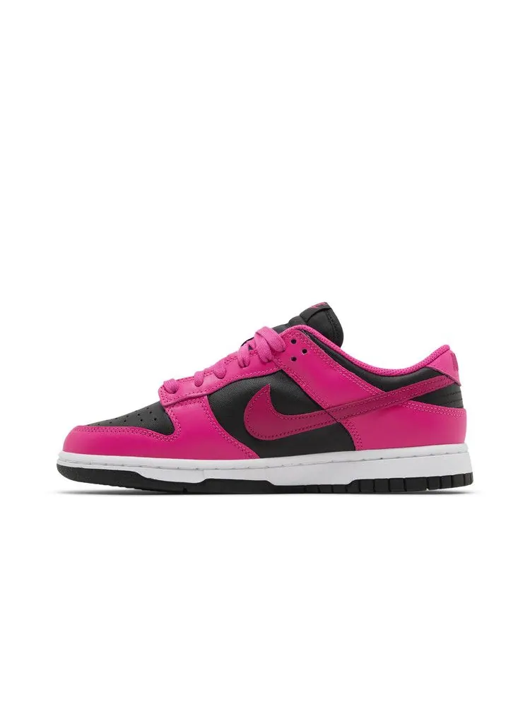 Кроссовки Nike Wmns Dunk Low 'Fierce Pink Black' — изображение 4 из 9, розовый//черный