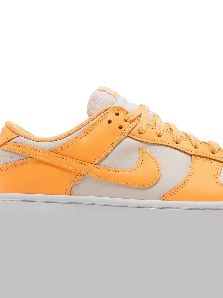 Кроссовки Nike Wmns Dunk Low 'Peach Cream' — изображение 2 из 8, оранжевый