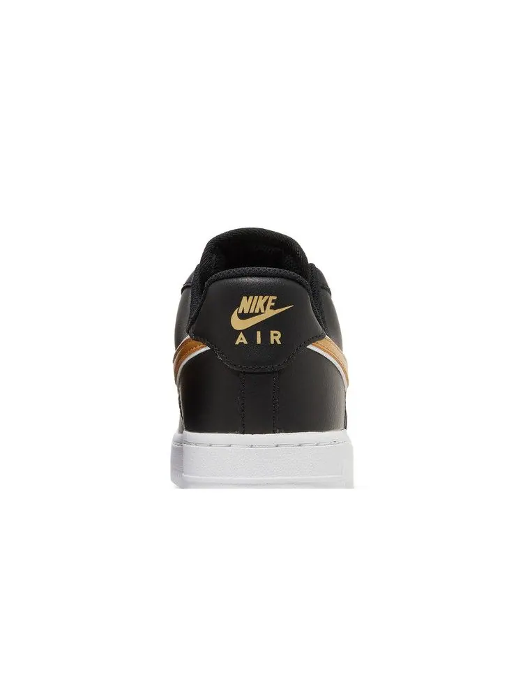 Кроссовки Nike Wmns Air Force 1 '07 Essential 'Black Metallic Gold' — изображение 8 из 9