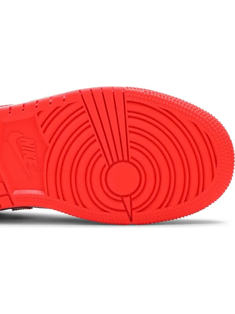 Кроссовки Air Jordan 1 Low SE GS Take Flight — изображение 5 из 8, белый