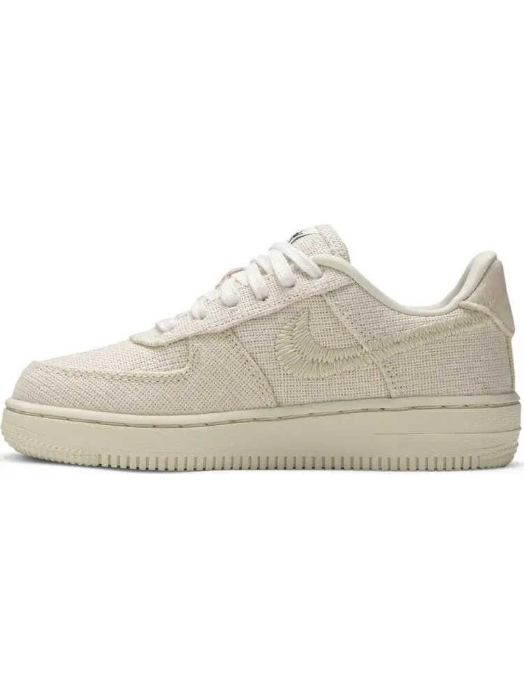 Кроссовки Nike Stussy x Air Force 1 Low PS 'Fossil' — изображение 3 из 8, загар