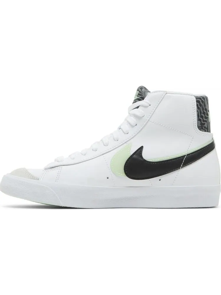 Кроссовки Nike Blazer Mid '77 SE GS 'Double Swoosh - White Vapor Green' — изображение 3 из 8, белый