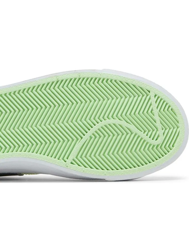 Кроссовки Nike Blazer Mid '77 SE GS 'Double Swoosh - White Vapor Green' — изображение 5 из 8, белый