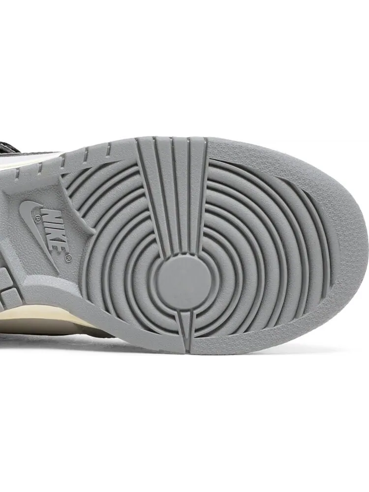 Кроссовки Nike Wmns Dunk High 'Aged Grey' — изображение 5 из 10, серый