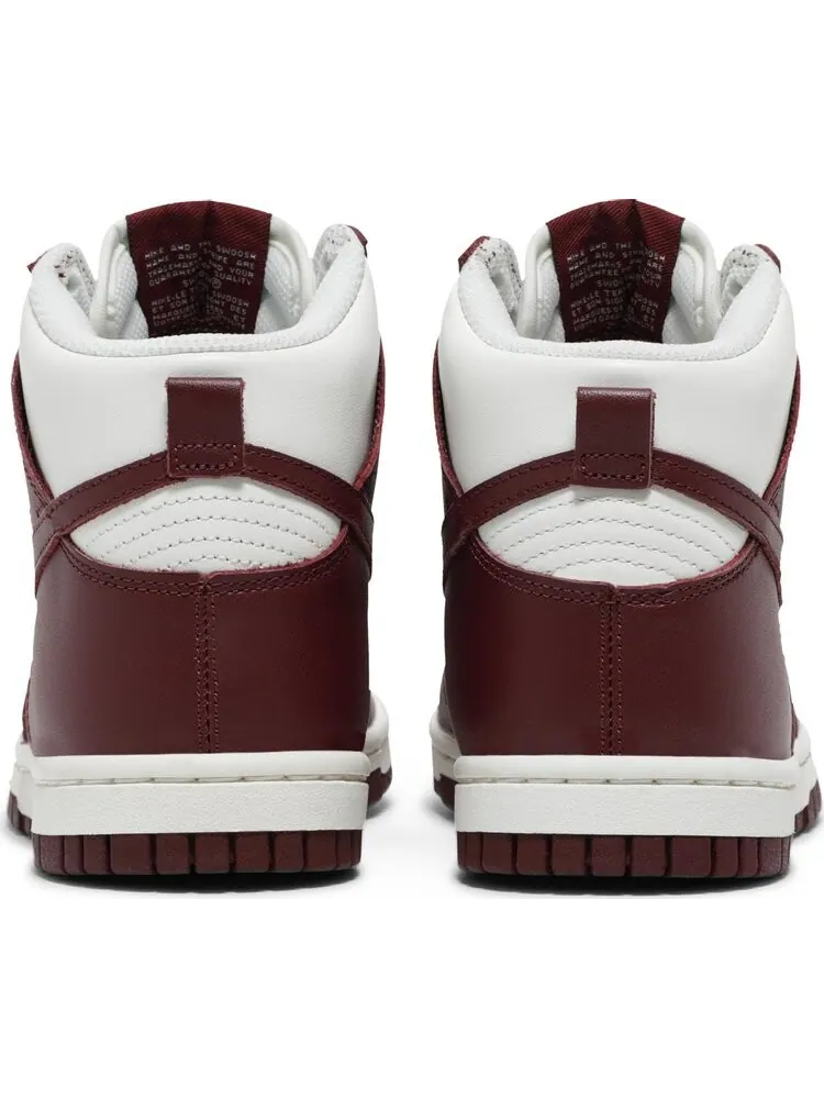 Кроссовки Nike Wmns Dunk High 'Team Red' — изображение 6 из 8, красный