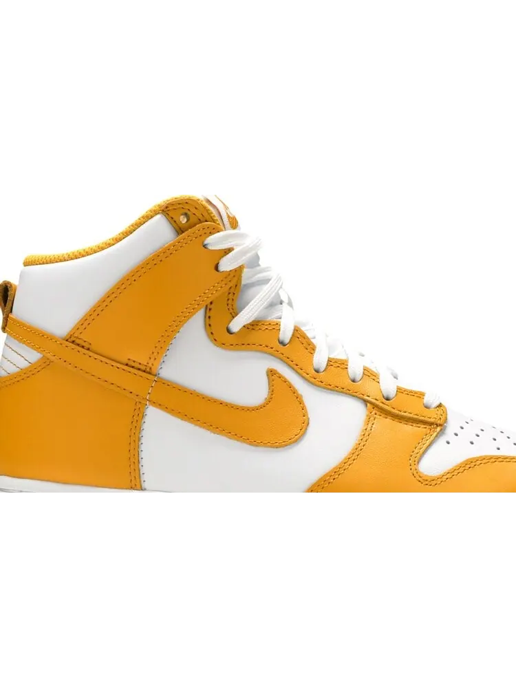 Кроссовки Nike Wmns Dunk High 'Dark Sulfur' — изображение 2 из 8, желтый