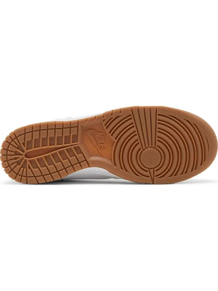 Кроссовки Nike Wmns Dunk High 'Sail Gum' — изображение 4 из 8, белый