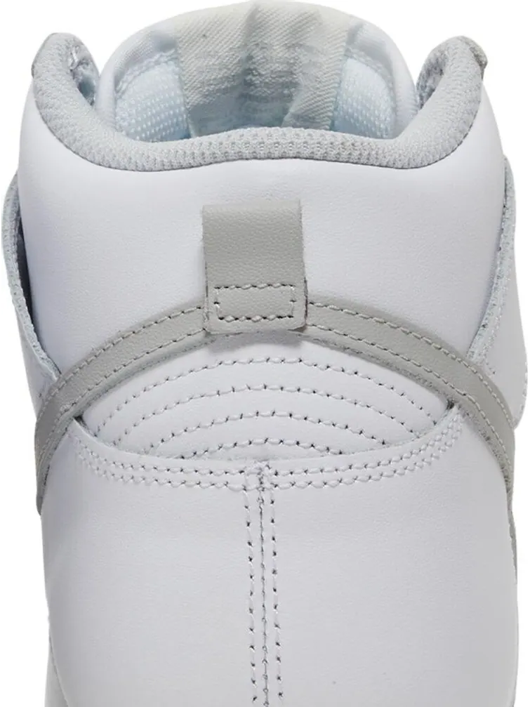 Кроссовки Nike Wmns Dunk High 'Grey Fog' — изображение 7 из 8, белый