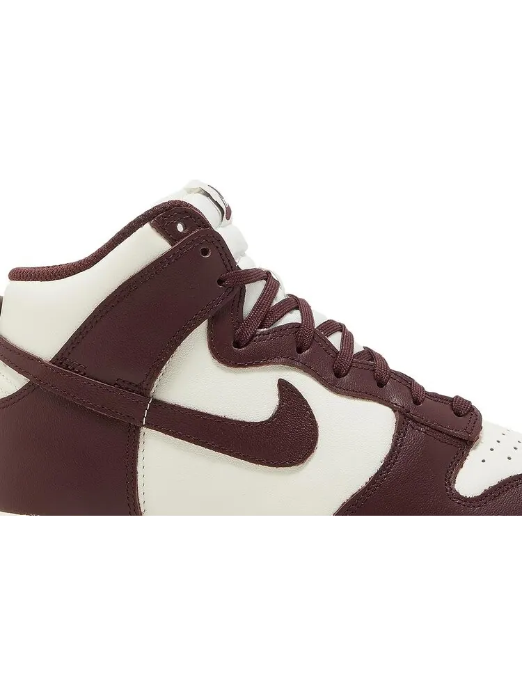 Кроссовки Nike Dunk High 'Burgundy Crush' — изображение 2 из 8, красный