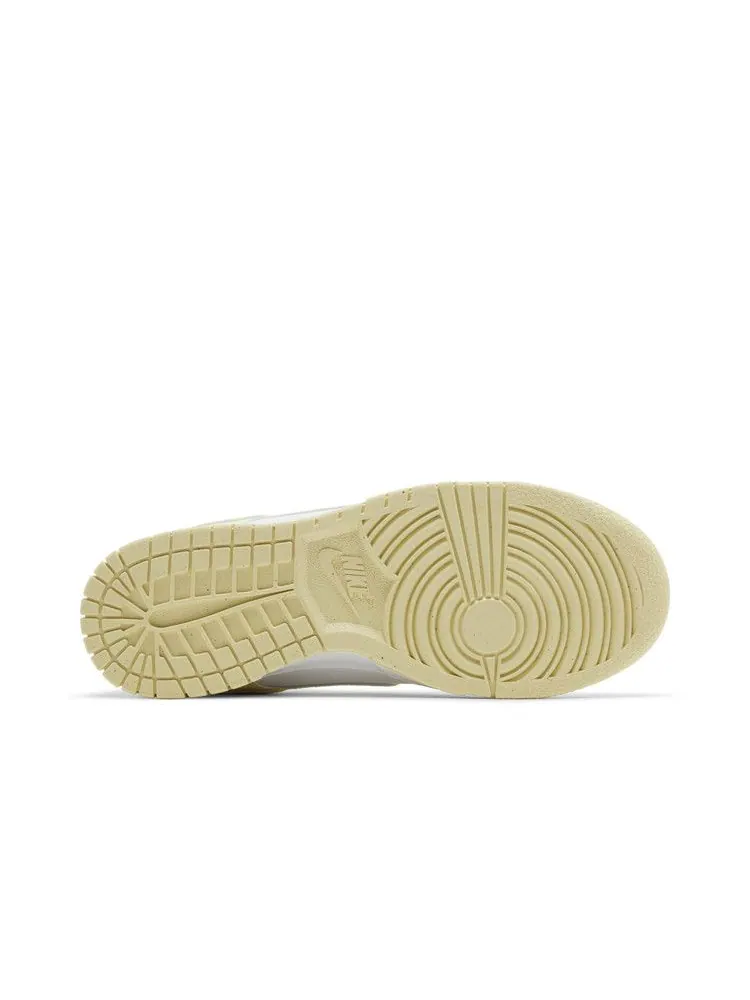 Кроссовки Nike Wmns Dunk Low Next Nature 'Alabaster' — изображение 5 из 9, белый