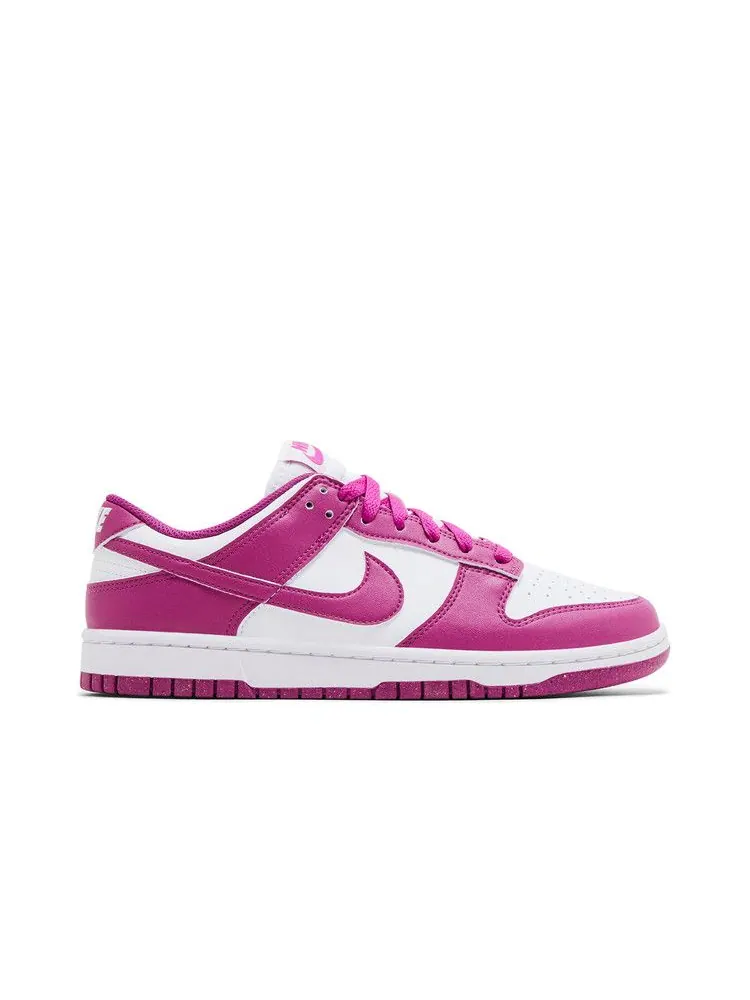Кроссовки Nike Wmns Dunk Low Next Nature 'Hot Fuchsia' — изображение 2 из 9, белый