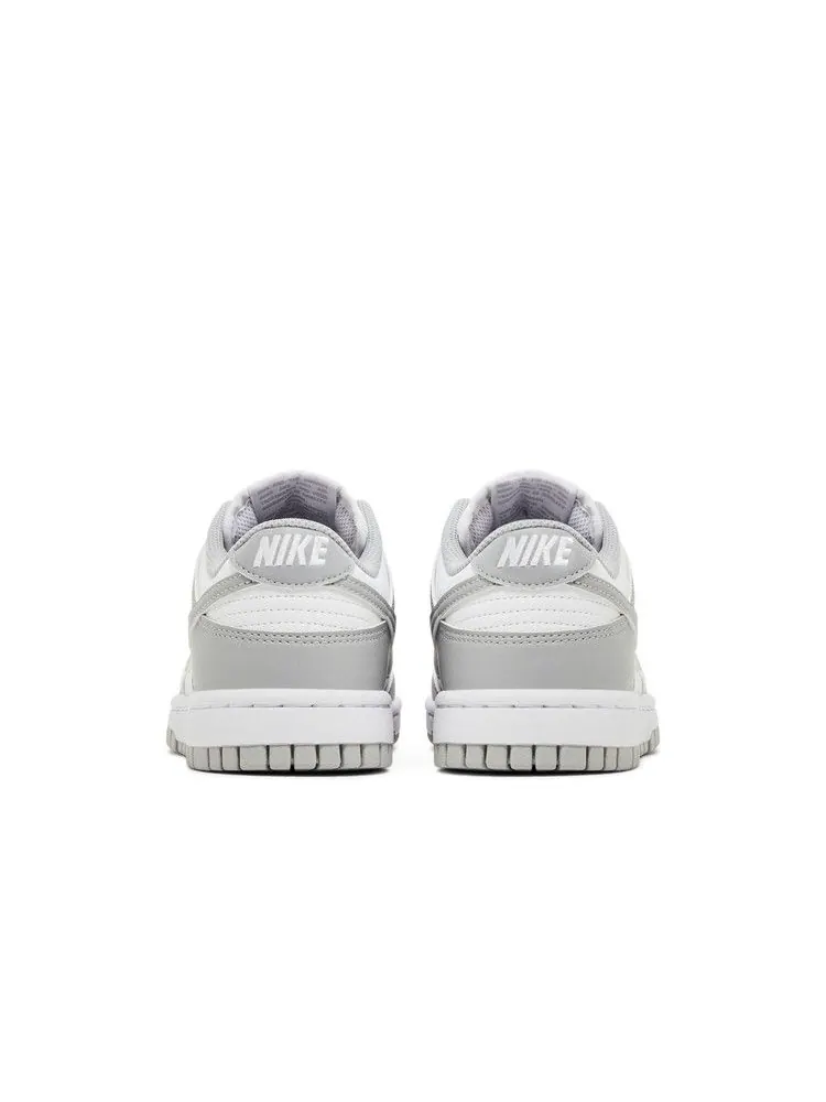 Кроссовки Nike Wmns Dunk Low Next Nature 'Light Smoke Grey' — изображение 7 из 9, белый/светлый серый