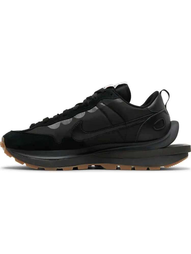 Кроссовки Nike Sacai x VaporWaffle 'Black Gum' черный — изображение 3 из 9