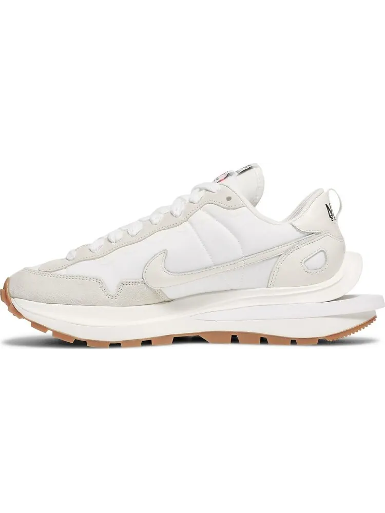 Кроссовки Nike sacai x VaporWaffle 'Sail Gum' — изображение 3 из 10, белый