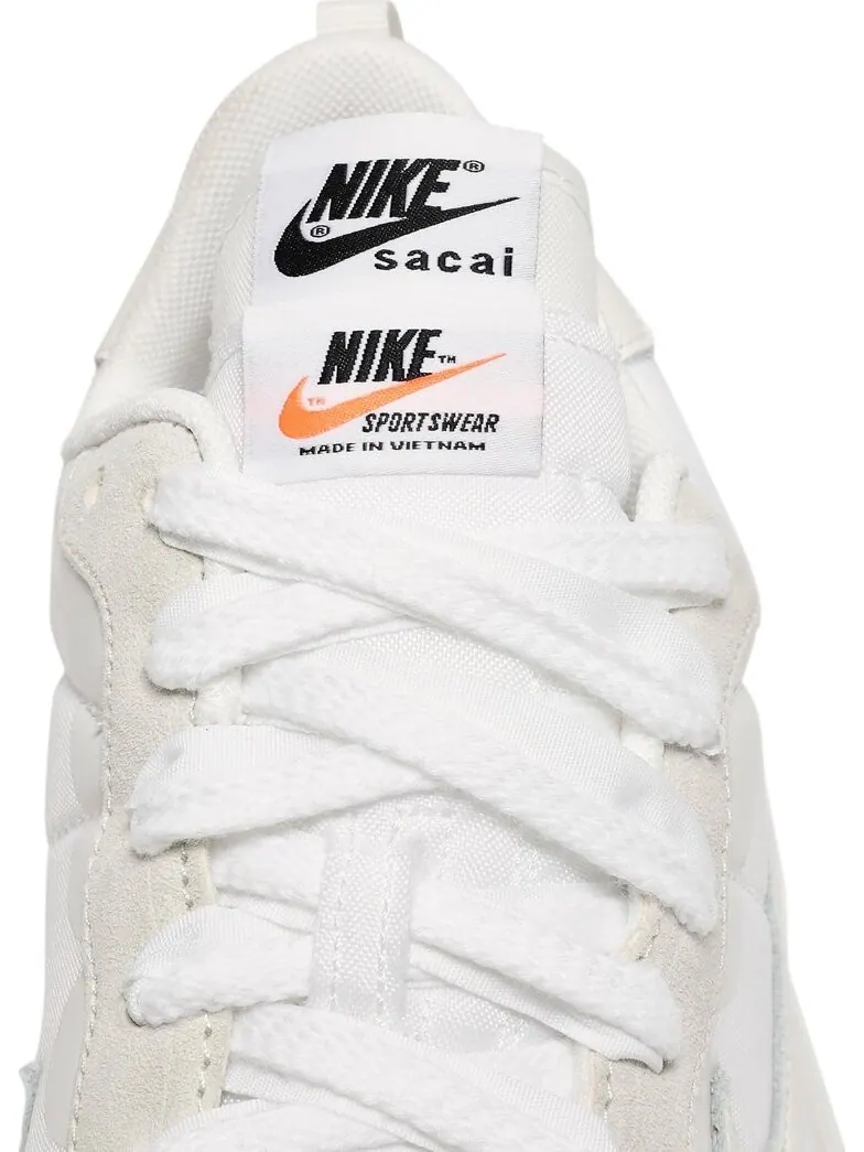 Кроссовки Nike sacai x VaporWaffle 'Sail Gum' — изображение 9 из 10, белый