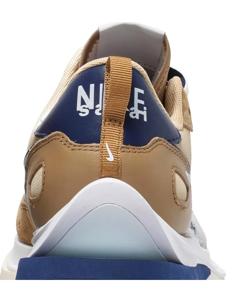 Кроссовки Nike sacai x VaporWaffle 'Sesame Blue Void' — изображение 7 из 10, бежевый
