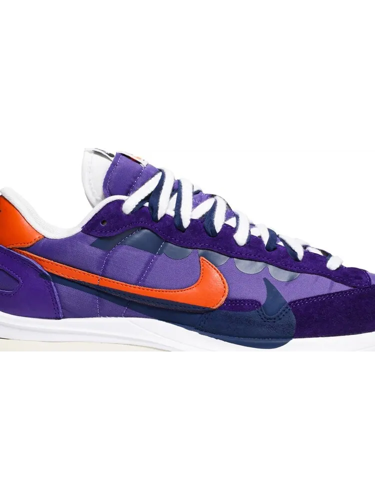 Кроссовки Nike Sacai x VaporWaffle 'Dark Iris' — изображение 2 из 10, фиолетовый
