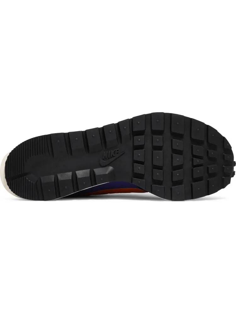 Кроссовки Nike Sacai x VaporWaffle 'Dark Iris' — изображение 4 из 10, фиолетовый