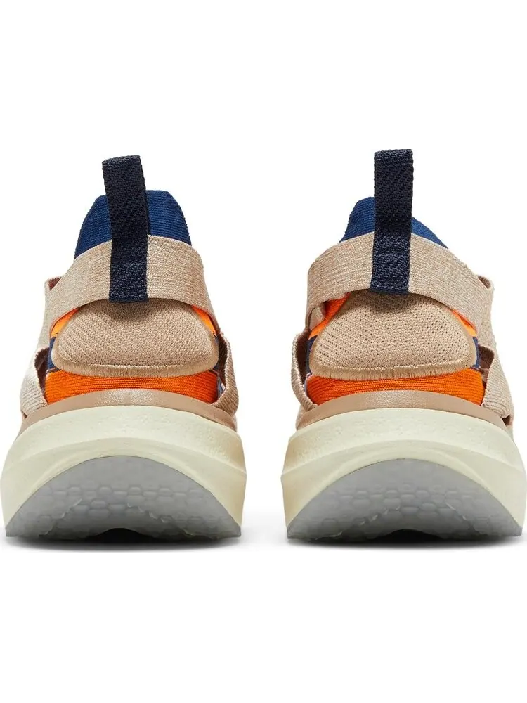 Кроссовки Nike Spark Flyknit 'Hemp Total Orange' — изображение 6 из 8, коричневый