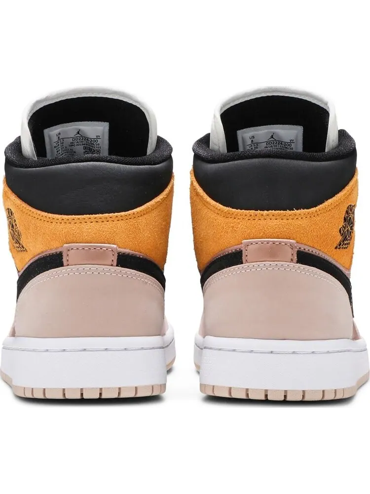 Кроссовки Wmns Air Jordan 1 Mid SE Particle Beige — изображение 6 из 8, коричневый