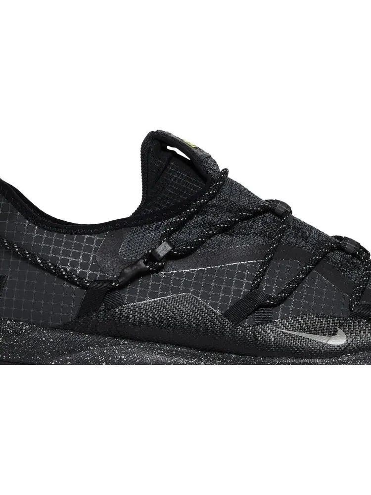 Кроссовки Nike ACG Mountain Fly Low GTX SE 'Dark Smoke Grey' — изображение 2 из 8, черный