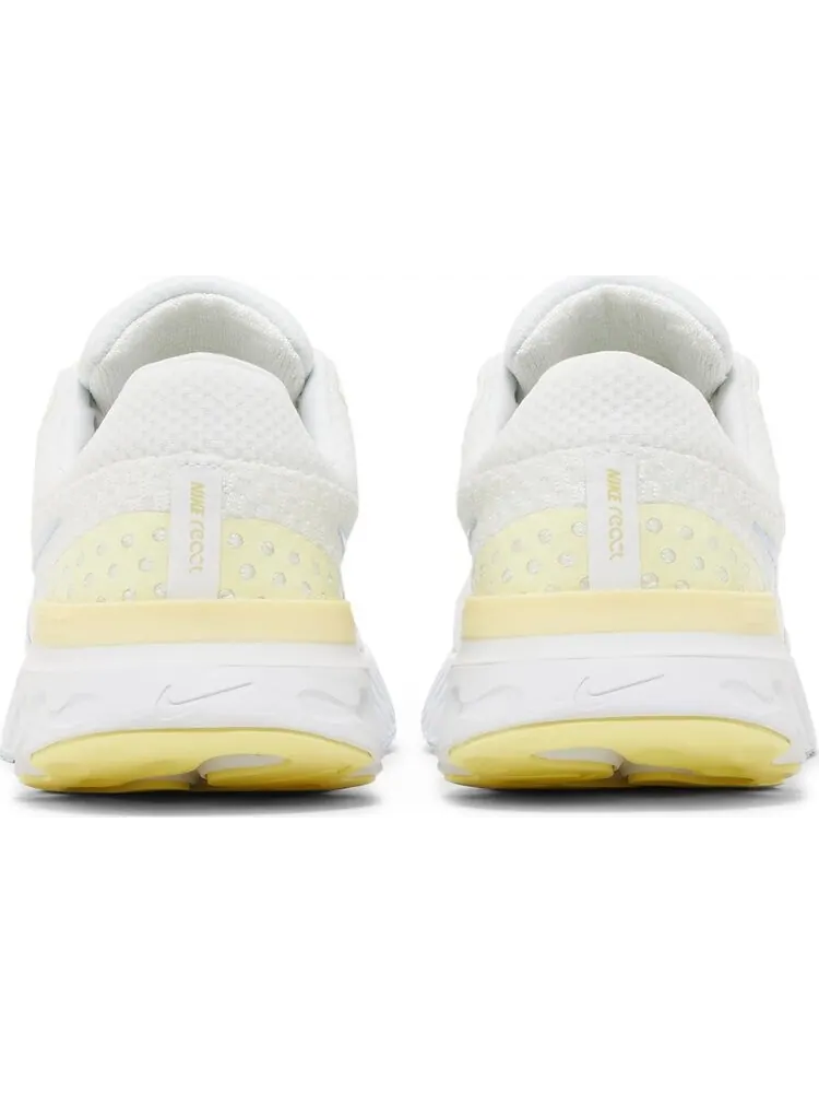 Кроссовки Nike Wmns React Infinity Run Flyknit 3 'White Light Marine' — изображение 6 из 8, белый
