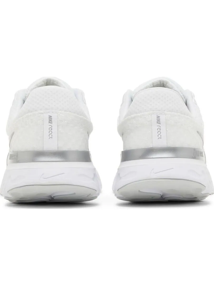 Кроссовки Nike Wmns React Infinity Run Flyknit 3 — изображение 3 из 4, белый/серый