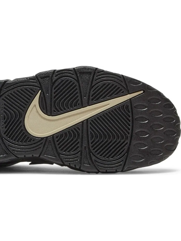 Кроссовки Nike Air More Uptempo GS 'Black Metallic Gold Star' — изображение 5 из 8, черный