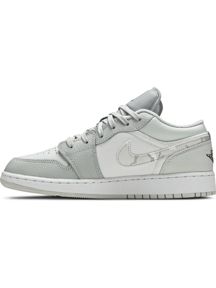 Кроссовки Air Jordan 1 Low SE GS White Camo — изображение 3 из 8, белый