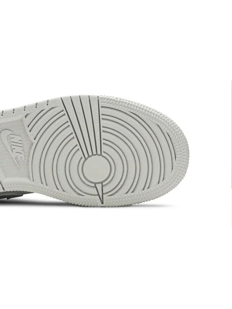 Кроссовки Air Jordan 1 Low SE GS White Camo — изображение 5 из 8, белый