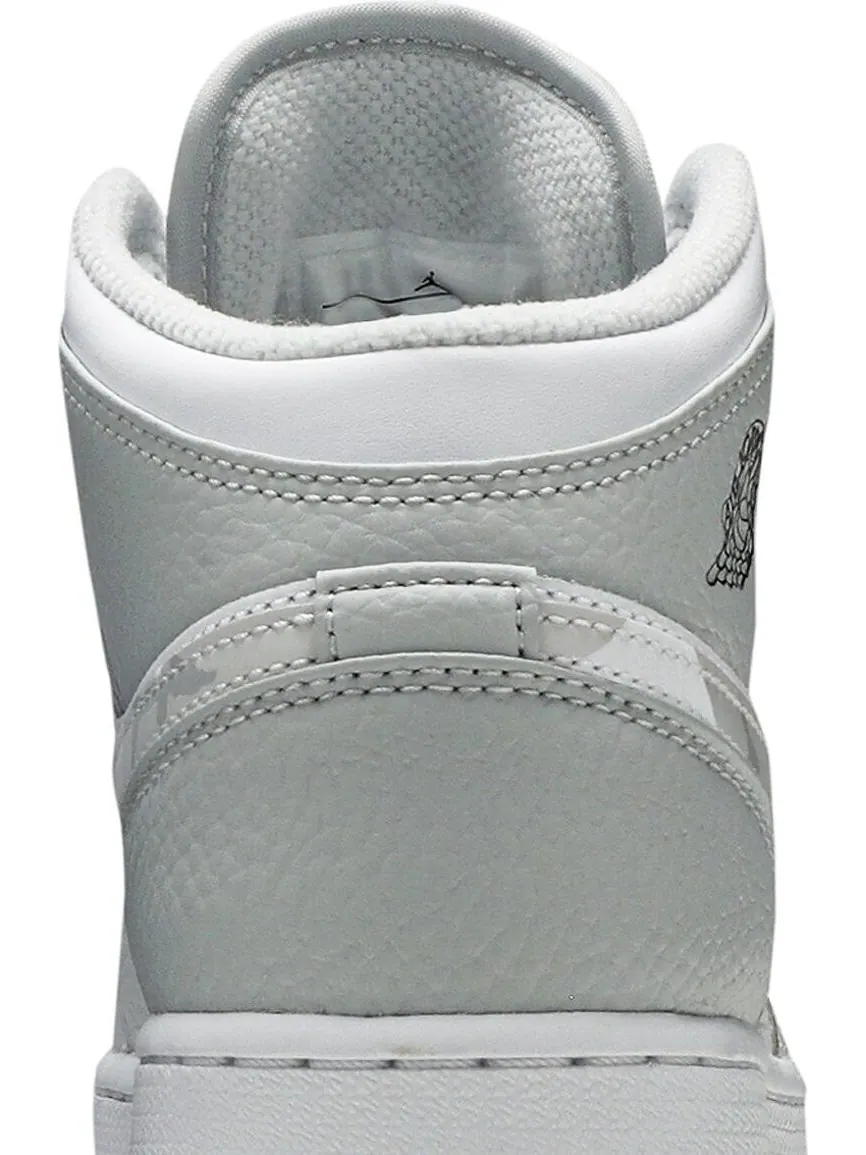 Кроссовки Air Jordan 1 Mid SE GS Swoosh Logo - Grey Camo — изображение 7 из 8, белый