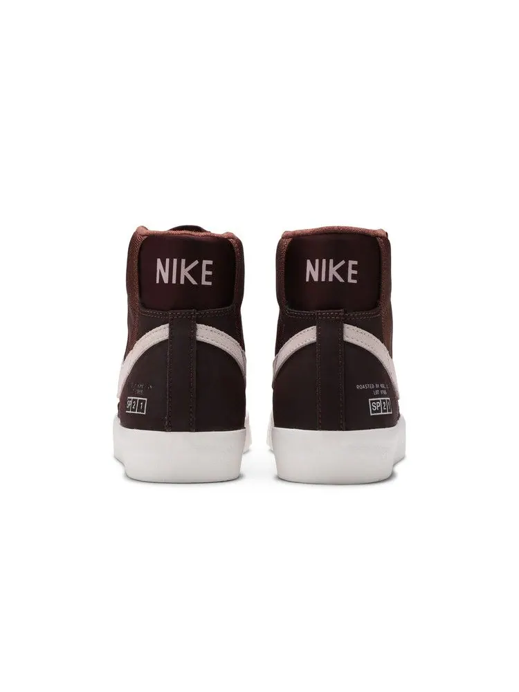 Кроссовки Nike Wmns Blazer Mid, 77 — изображение 6 из 8, коричневый