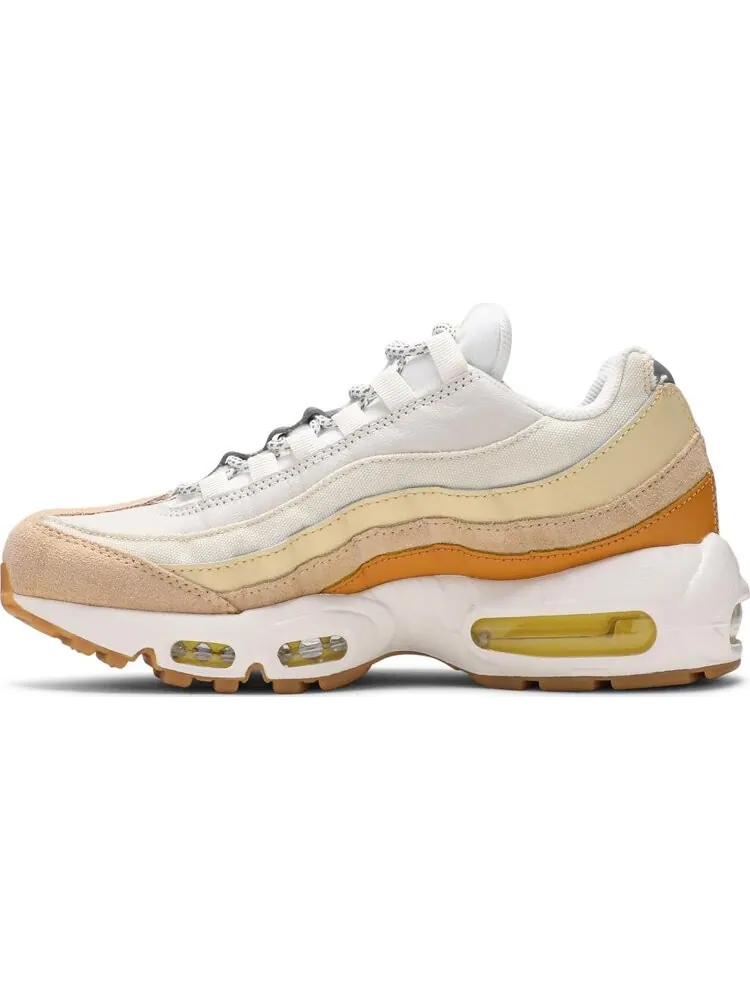 Кроссовки Nike Wmns Air Max 95 'Coconut Milk' — изображение 3 из 8, бежевый