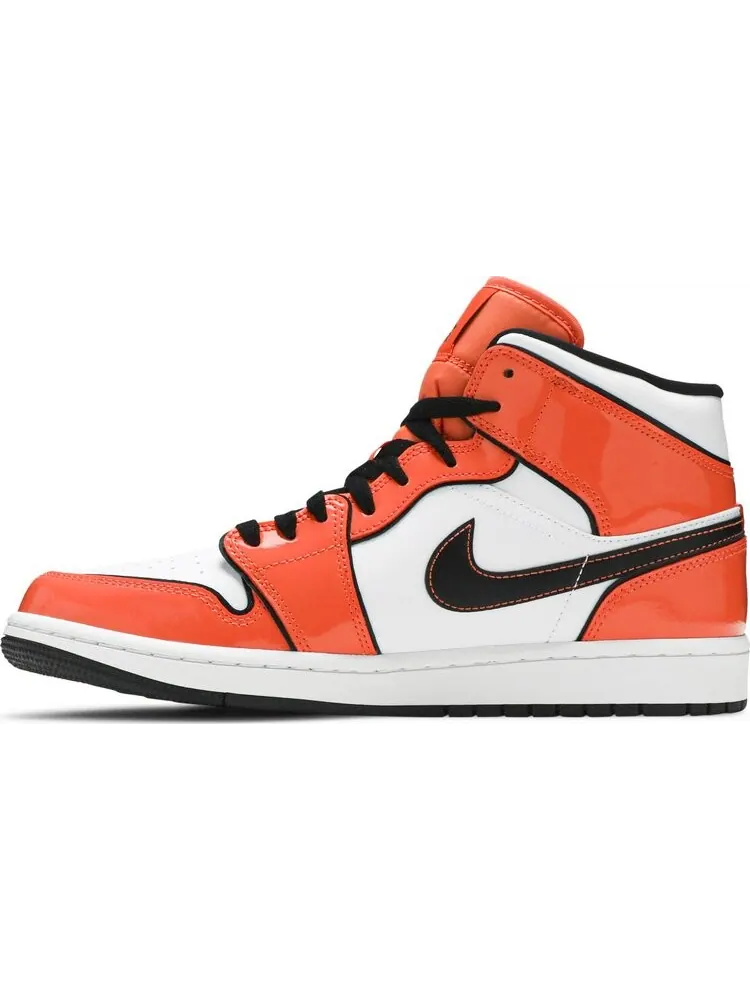 Кроссовки Air Jordan 1 Mid SE Turf Orange, кожаные — изображение 3 из 8, оранжевые